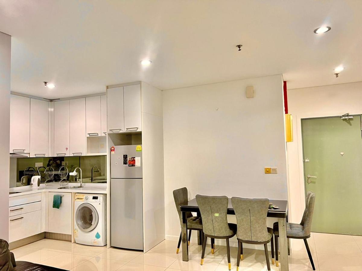 Summer Suites Near Klcc Kuala Lumpur Luaran gambar