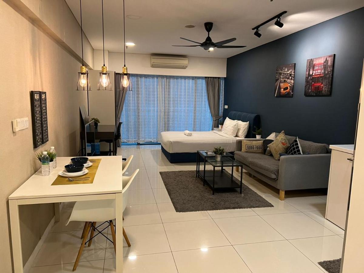 Summer Suites Near Klcc Kuala Lumpur Luaran gambar