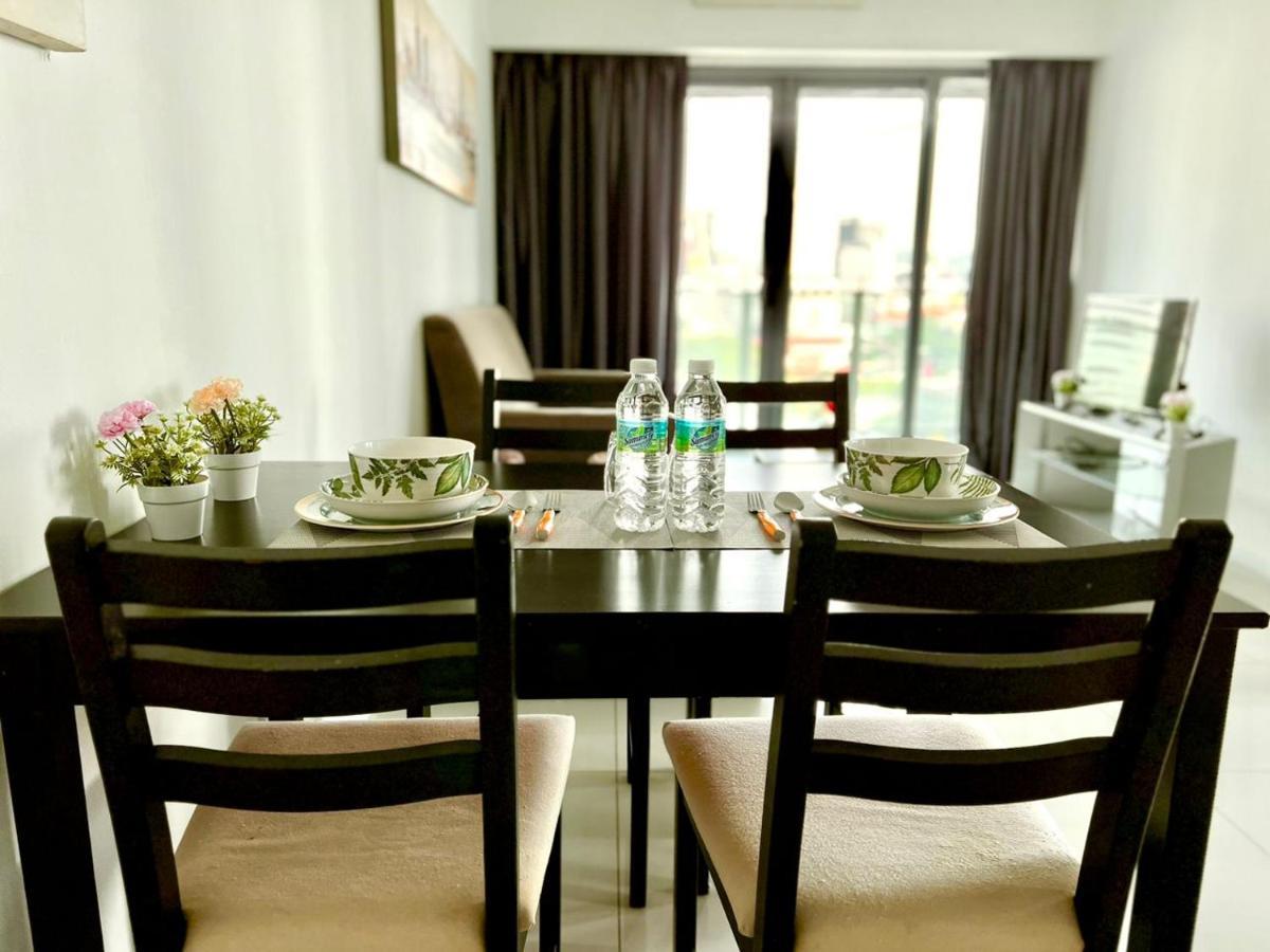 Summer Suites Near Klcc Kuala Lumpur Luaran gambar