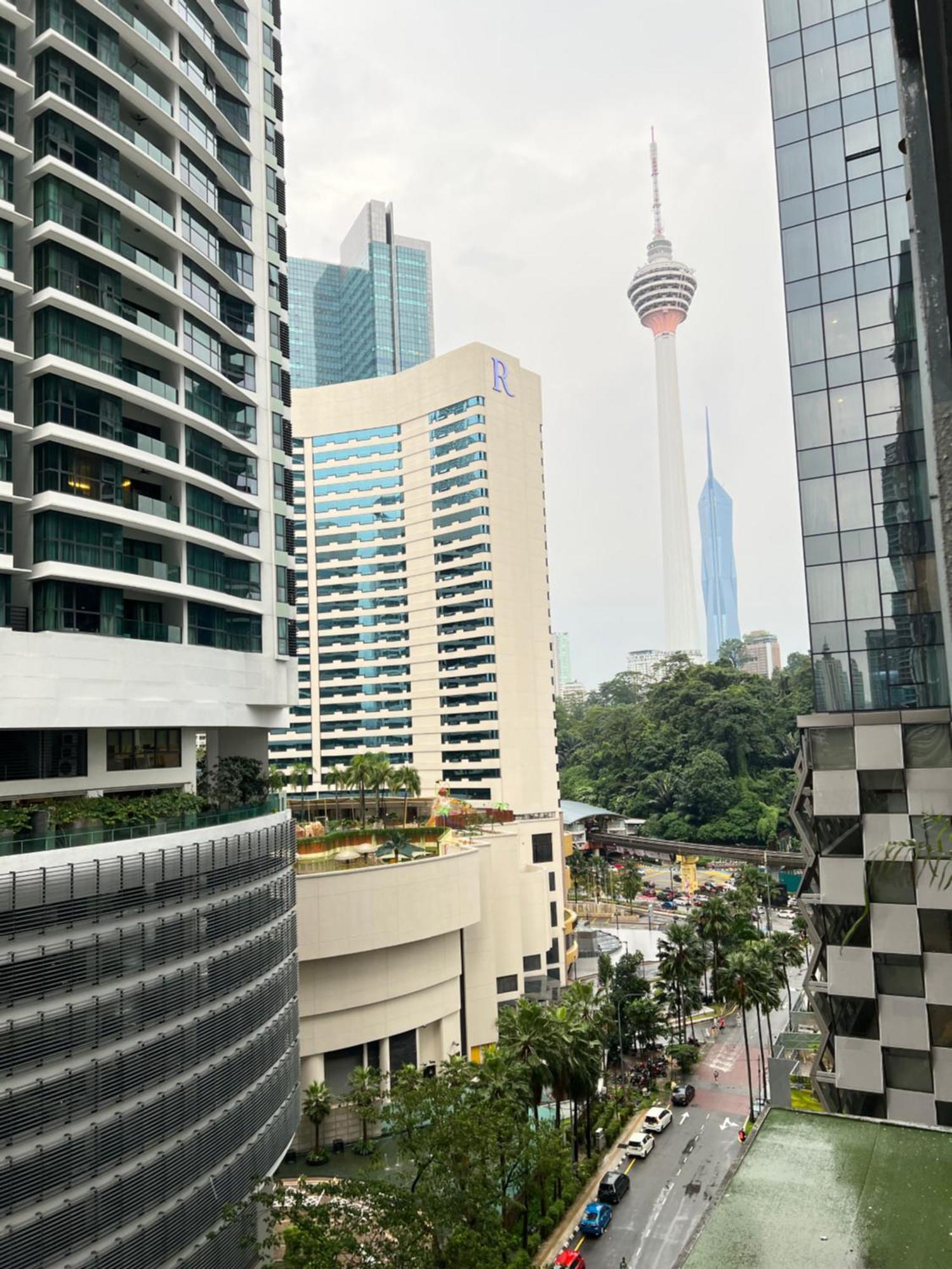 Summer Suites Near Klcc Kuala Lumpur Luaran gambar