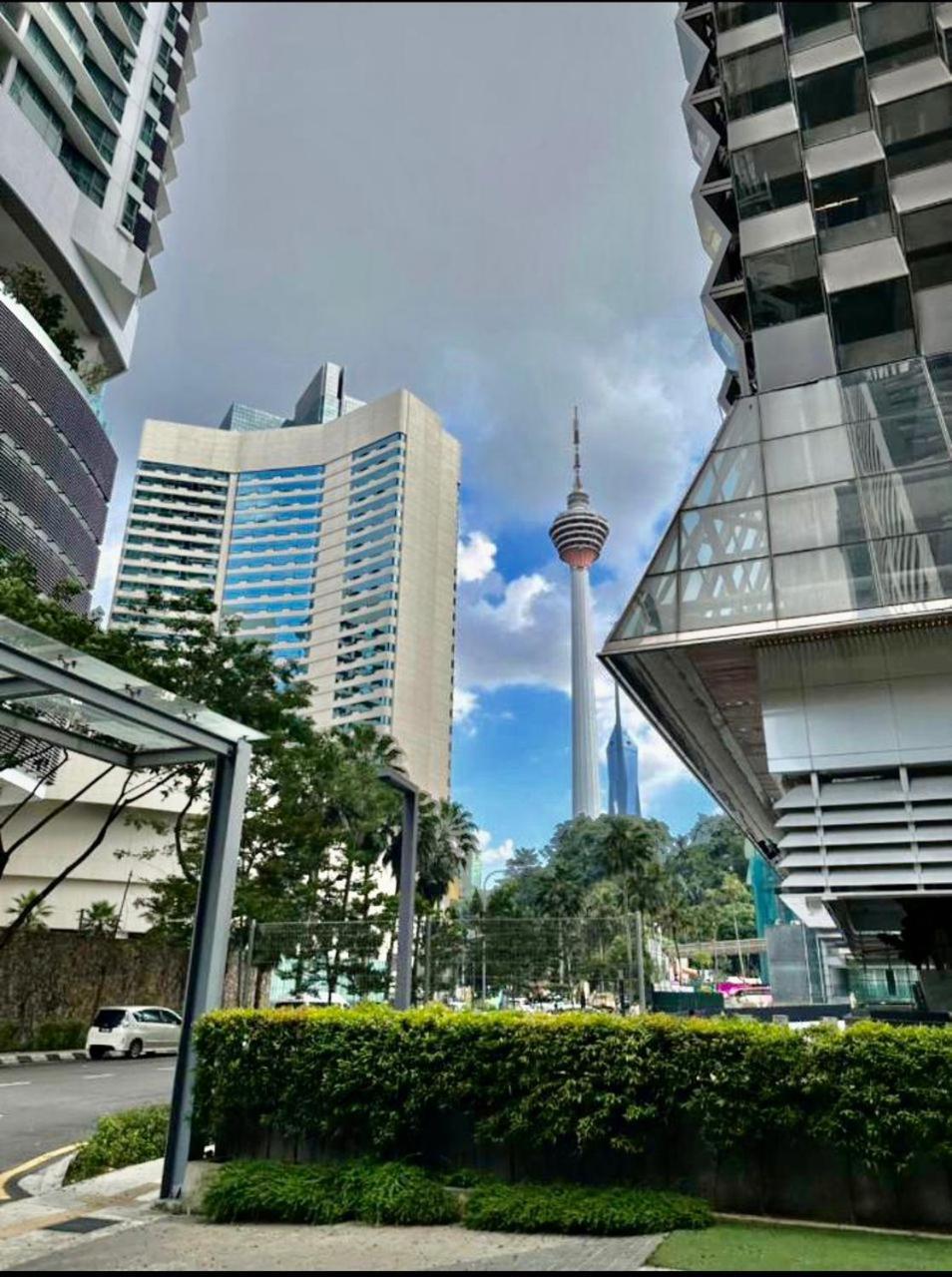 Summer Suites Near Klcc Kuala Lumpur Luaran gambar